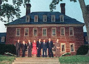 G7-Summit -Williamsburg-1983
G7 Summit at Williamsburg (May 28 - 30, 1983)
G7-Summit -Williamsburg-1983